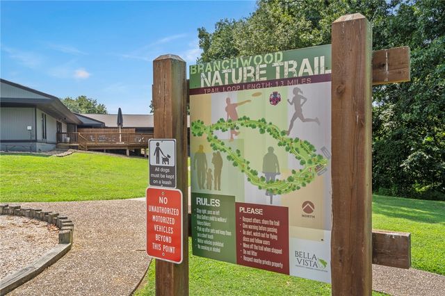 8 Selkirk Circle, Bella Vista, AR 72715