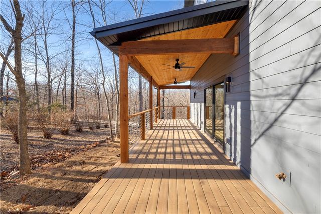 8 Selkirk Circle, Bella Vista, AR 72715