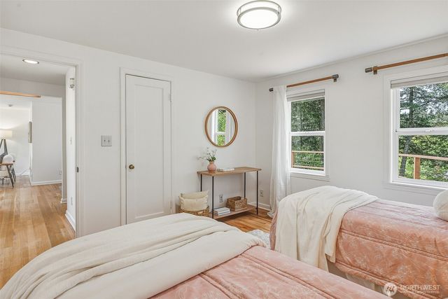 16509 Fremont Avenue N, Shoreline, WA 98133
