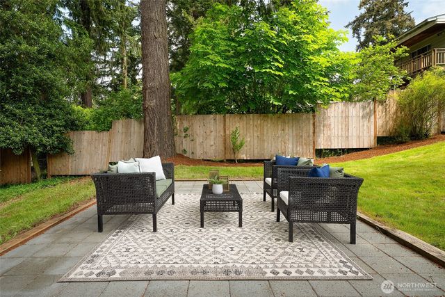 16509 Fremont Avenue N, Shoreline, WA 98133