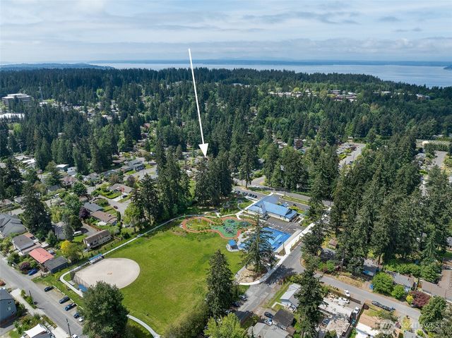 16509 Fremont Avenue N, Shoreline, WA 98133