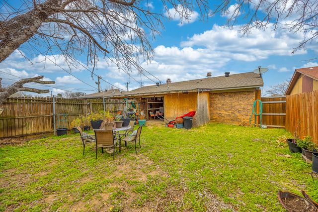 616 W Cedar, Arlington, TX 76011