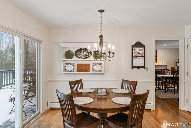 59 Great Ring Road, Newtown, CT 06482