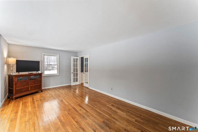 59 Great Ring Road, Newtown, CT 06482