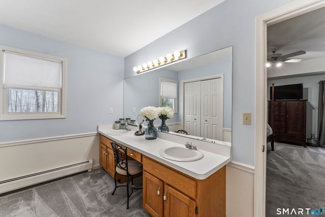 59 Great Ring Road, Newtown, CT 06482