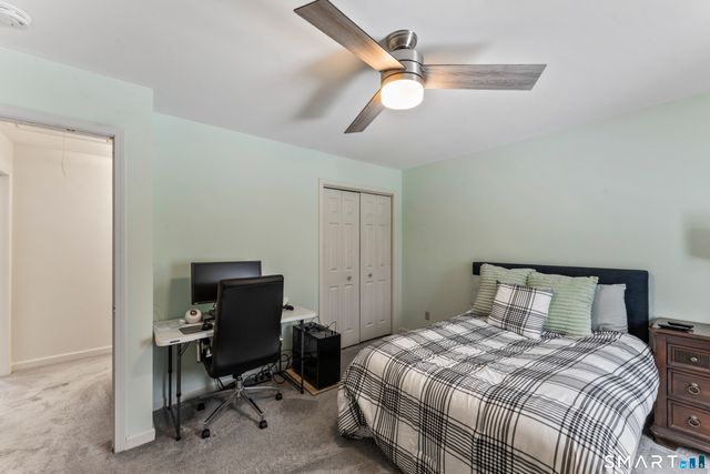 59 Great Ring Road, Newtown, CT 06482