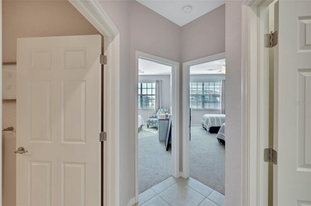 5815 WAKE FOREST RUN 103, Lakewood Ranch, FL 34211