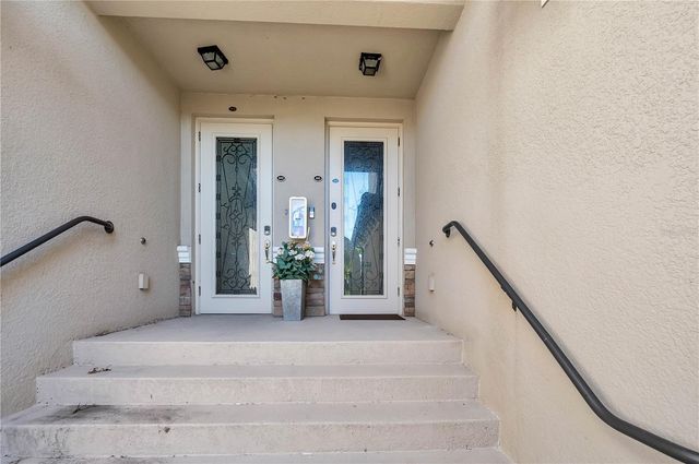 5815 WAKE FOREST RUN 103, Lakewood Ranch, FL 34211