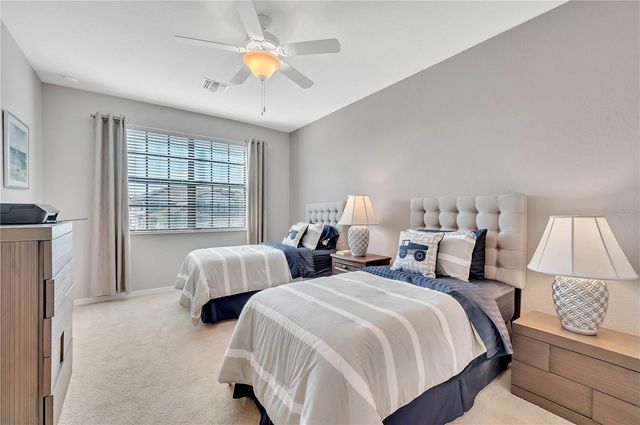 5815 WAKE FOREST RUN 103, Lakewood Ranch, FL 34211