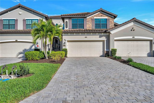 5815 WAKE FOREST RUN 103, Lakewood Ranch, FL 34211