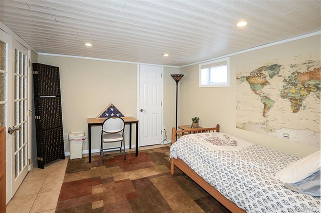 58 Elm Court, New Hyde Park, NY 11040