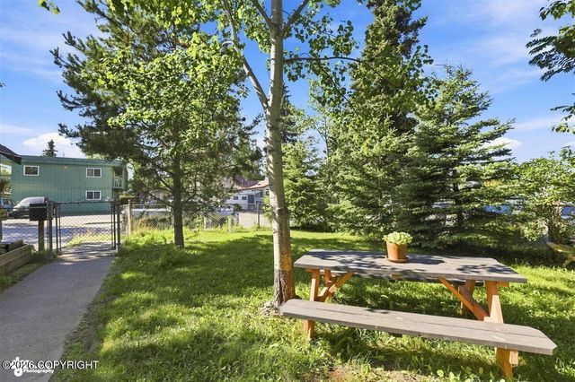 1127 Medfra Street, Anchorage, AK 99501