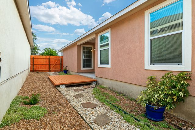 1722 JOY SPG, New Braunfels, TX 78130