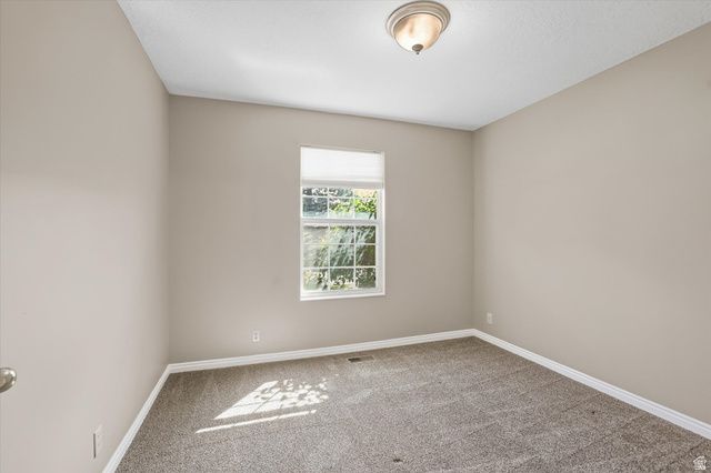 5371 S 600 E, South Ogden, UT 84405