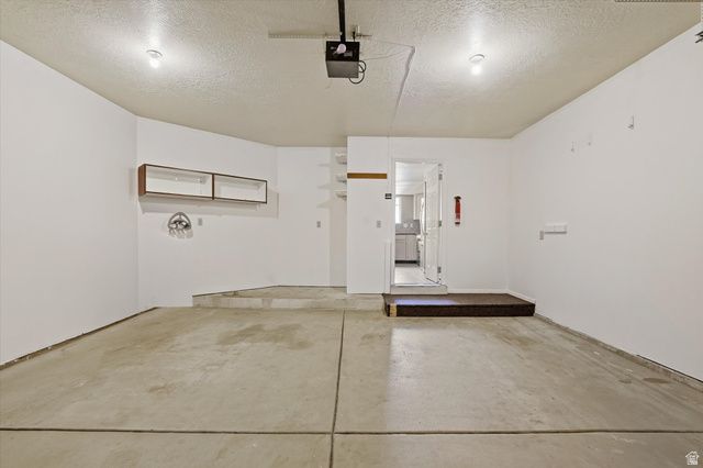 5371 S 600 E, South Ogden, UT 84405
