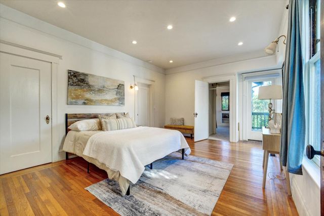 89 Yosemite Avenue, Oakland, CA 94611