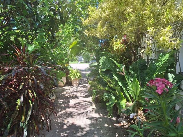 1121 NE 1st Ave 2, Fort Lauderdale, FL 33304
