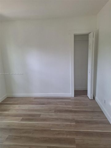 1121 NE 1st Ave 2, Fort Lauderdale, FL 33304