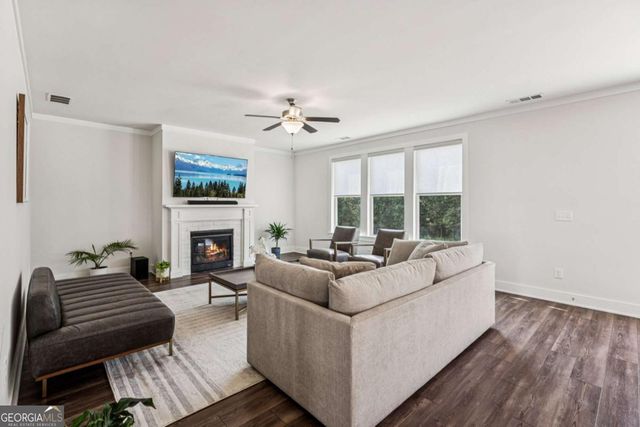 8160 Beryl Overlook, Gainesville, GA 30506