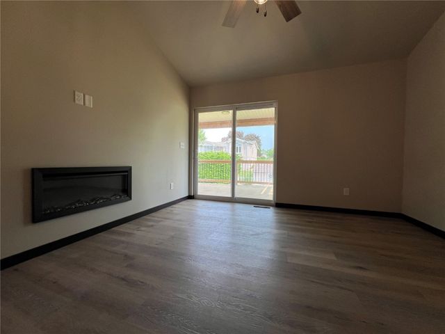 819 Prairie View Drive, West Branch, IA 52358