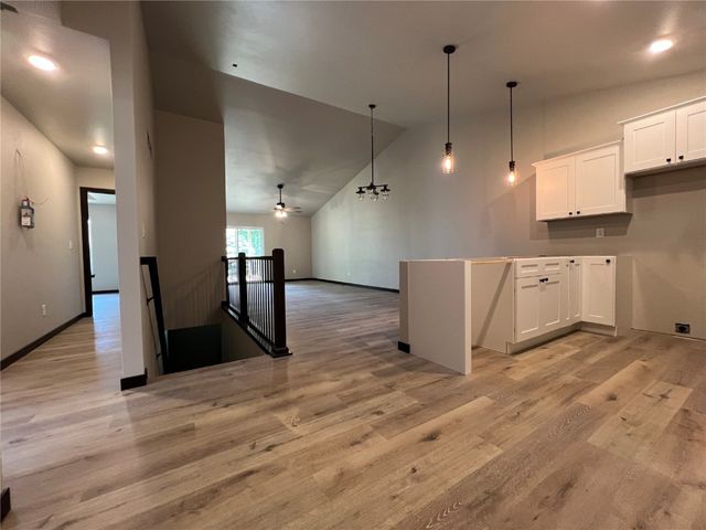 819 Prairie View Drive, West Branch, IA 52358