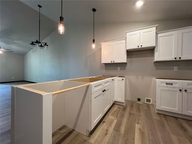 819 Prairie View Drive, West Branch, IA 52358