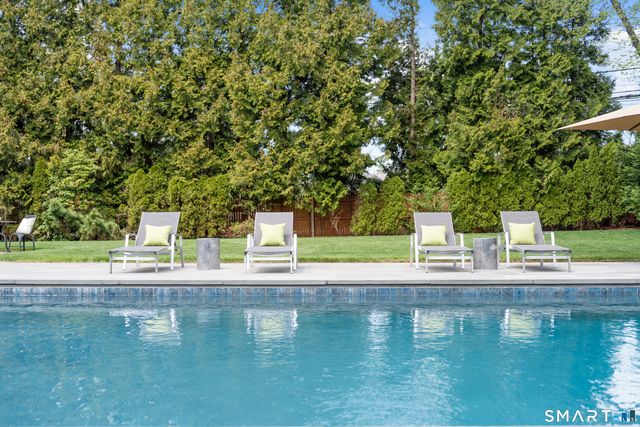 1 Duffys Lane, Darien, CT 06820