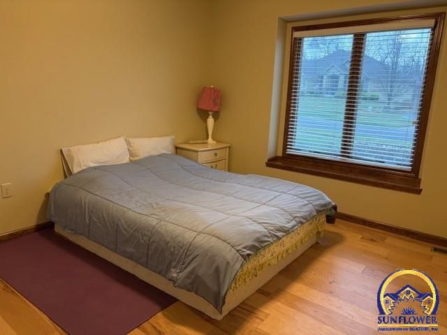 4420 SW Shenandoah RD, Topeka, KS 66610