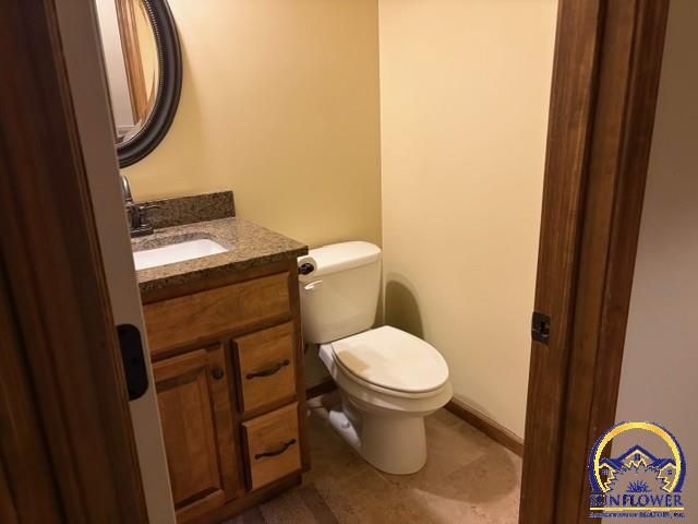 4420 SW Shenandoah RD, Topeka, KS 66610