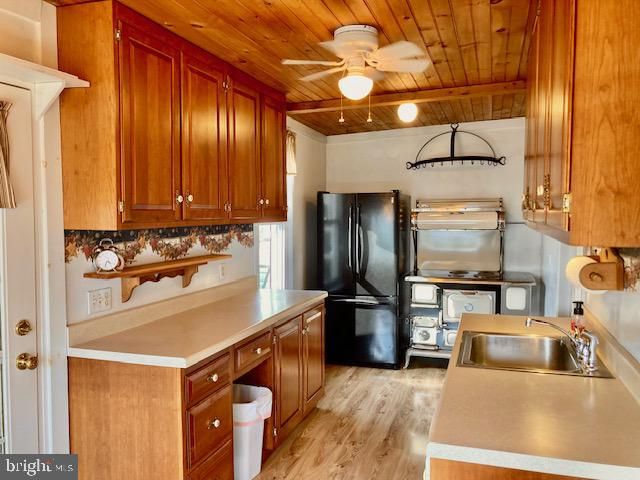 305 BROAD ST, Terre Hill, PA 17519