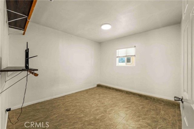 2122 Roosevelt Avenue, San Bernardino, CA 92411