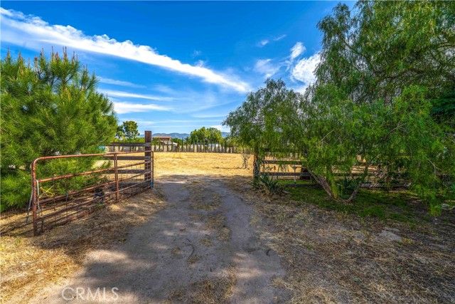 2122 Roosevelt Avenue, San Bernardino, CA 92411