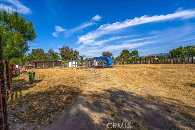 2122 Roosevelt Avenue, San Bernardino, CA 92411