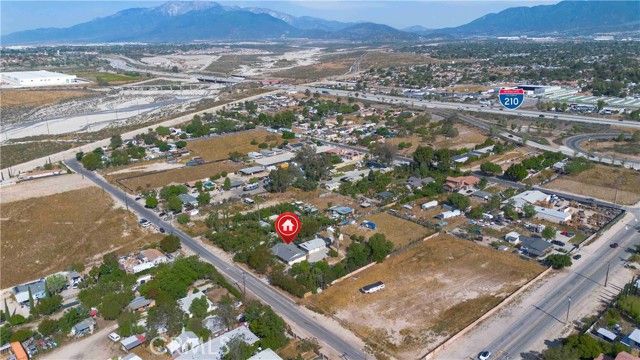 2122 Roosevelt Avenue, San Bernardino, CA 92411