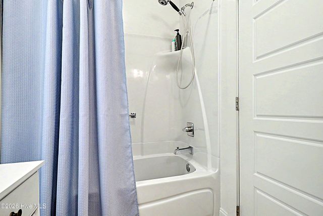 168 NW 6th Street, Oak Island, NC 28465