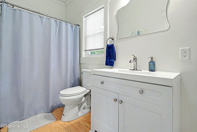 168 NW 6th Street, Oak Island, NC 28465