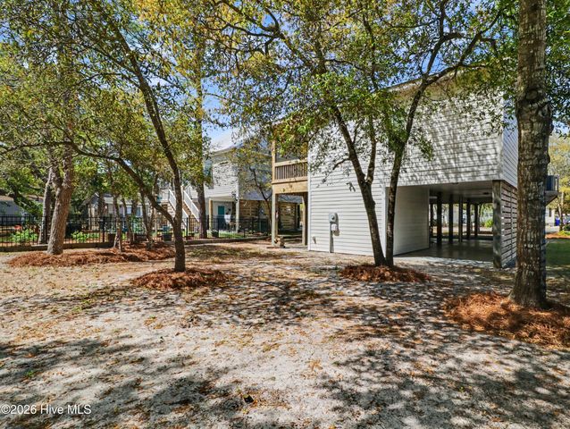 168 NW 6th Street, Oak Island, NC 28465