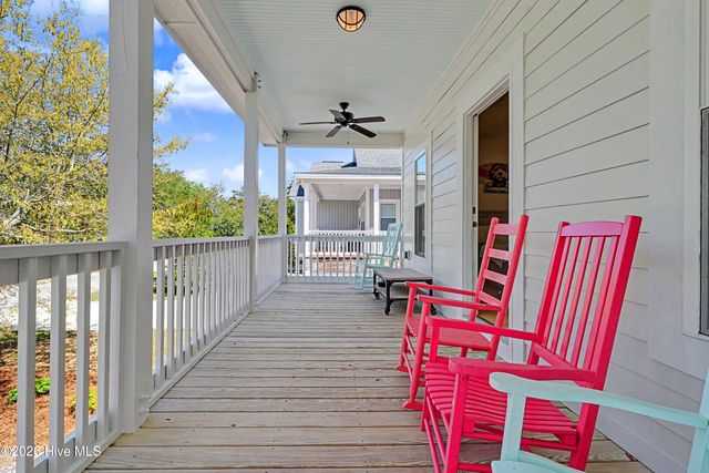 168 NW 6th Street, Oak Island, NC 28465
