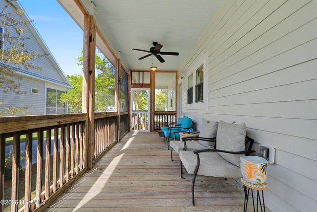 168 NW 6th Street, Oak Island, NC 28465