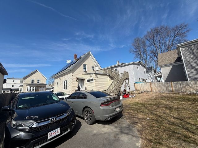 28-32 Chester St, Lawrence, MA 01843