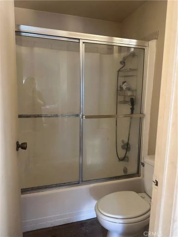 15051 Sherman, Van Nuys, CA 91405