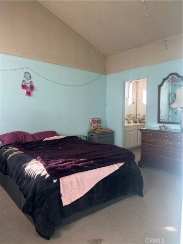 15051 Sherman, Van Nuys, CA 91405