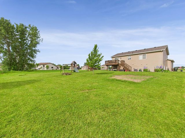 810 Deerberry Court, Albany, MN 56307