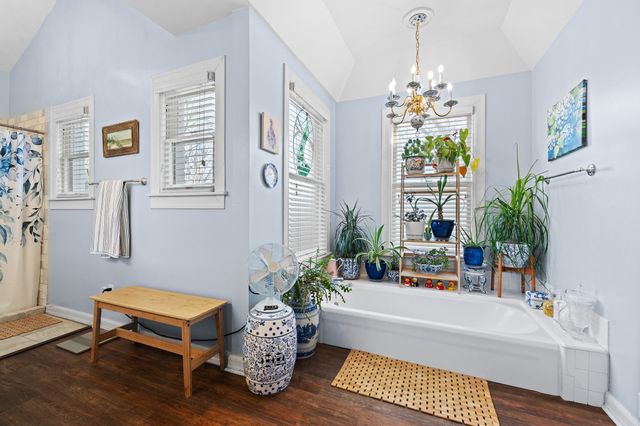 804 Prairie Avenue, Cleburne, TX 76033