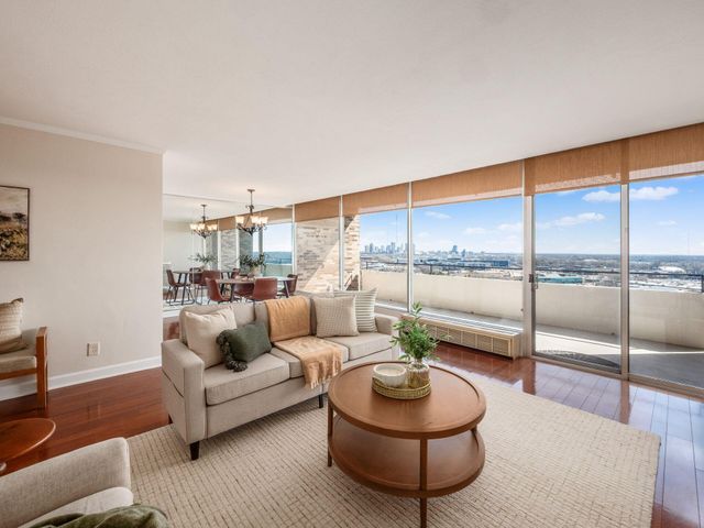 1000 Urlin Avenue, 920, Columbus, OH 43212