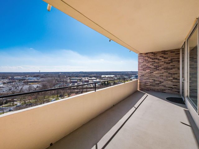 1000 Urlin Avenue, 920, Columbus, OH 43212