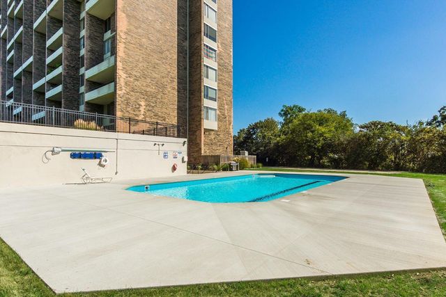 1000 Urlin Avenue, 920, Columbus, OH 43212