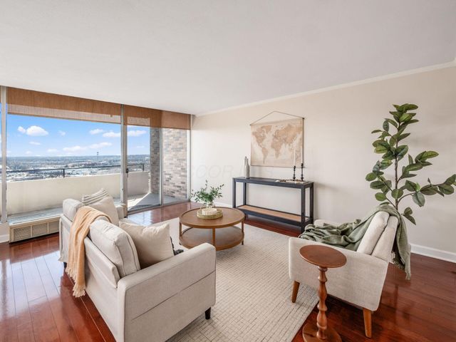 1000 Urlin Avenue, 920, Columbus, OH 43212