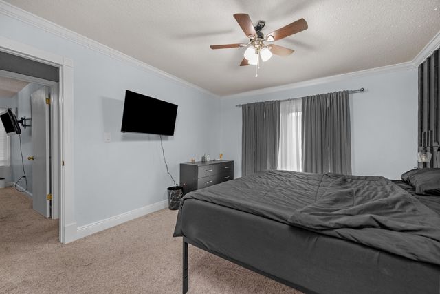 714 Little Crescent Street, Fort Walton Beach, FL 32547