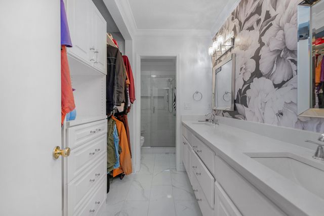 714 Little Crescent Street, Fort Walton Beach, FL 32547